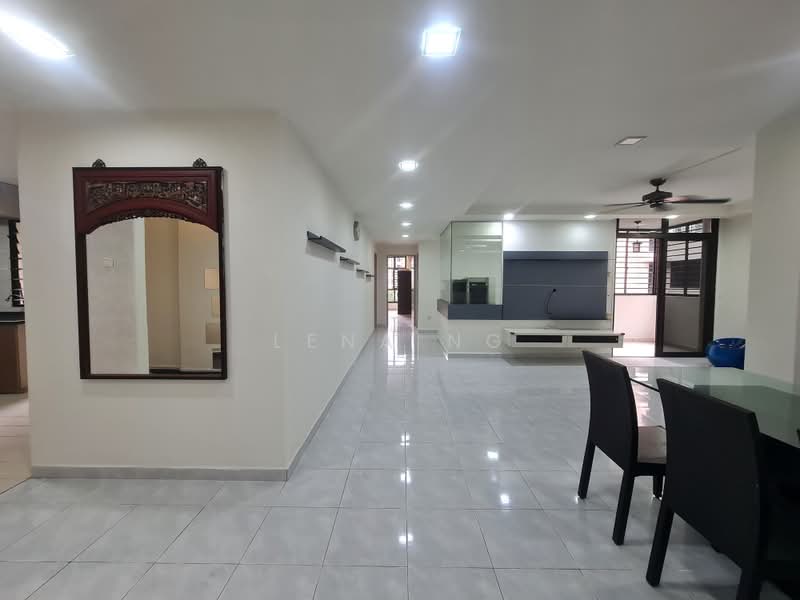 470 Segar Road, 470 Segar Road, 4 Bedrooms, 1,420 sqft, HDB Flat For Sale, by Lena Ng, 500032233 - Living Room - PropertyGuru.com.sg