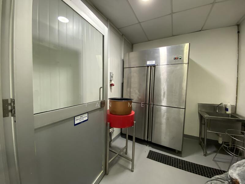 Food XChange @ Admiralty, 8A Admiralty Street, 3,778 sqft, Factory / Workshop (B2) For Sale, by Tan Mei, 500032244 - Kitchen - CommercialGuru.com.sg