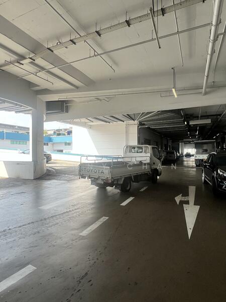 Pioneer Point, 5 Soon Lee Street, 1,927 sqft, Factory / Workshop (B2) For Sale, by DANNY CHAN, 500032248 - Car Park - CommercialGuru.com.sg