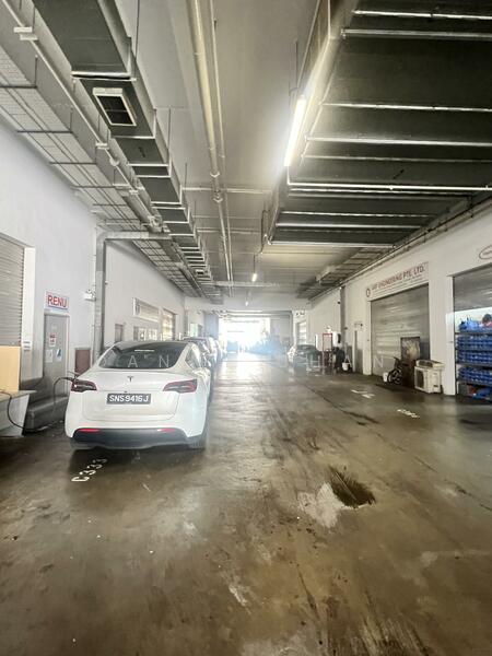 Pioneer Point, 5 Soon Lee Street, 1,927 sqft, Factory / Workshop (B2) For Sale, by DANNY CHAN, 500032248 - Car Park - CommercialGuru.com.sg