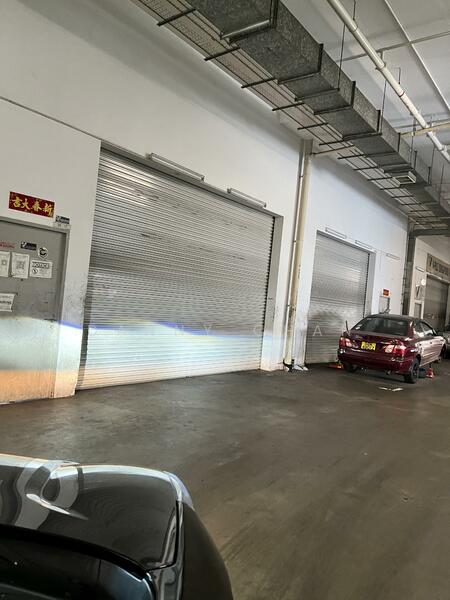 Pioneer Point, 5 Soon Lee Street, 1,927 sqft, Factory / Workshop (B2) For Sale, by DANNY CHAN, 500032248 - Exterior - CommercialGuru.com.sg
