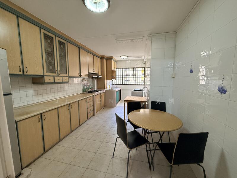 For Rent - 212 Tampines Street 23