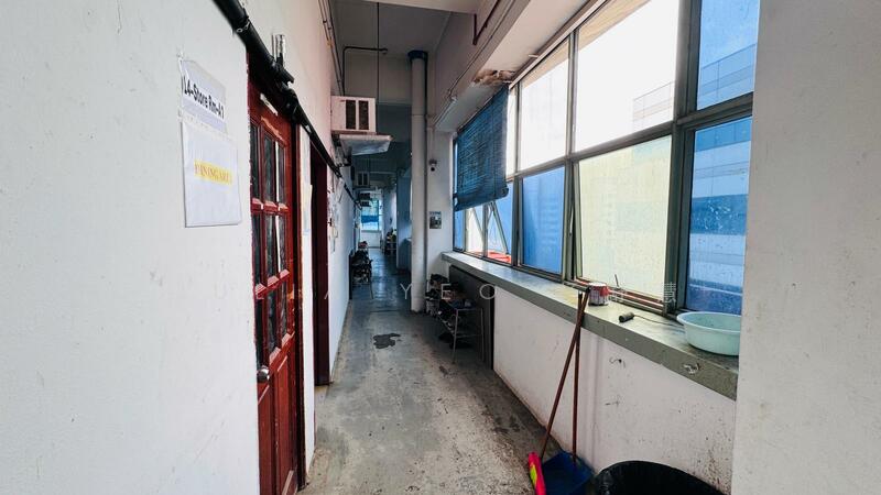 Kaki Bukit Workers’ Dormitory for Rent, , 16,000 sqft, Dormitory For Rent, by Julia Yeo 杨舒慧, 500032336 - Corridor - CommercialGuru.com.sg