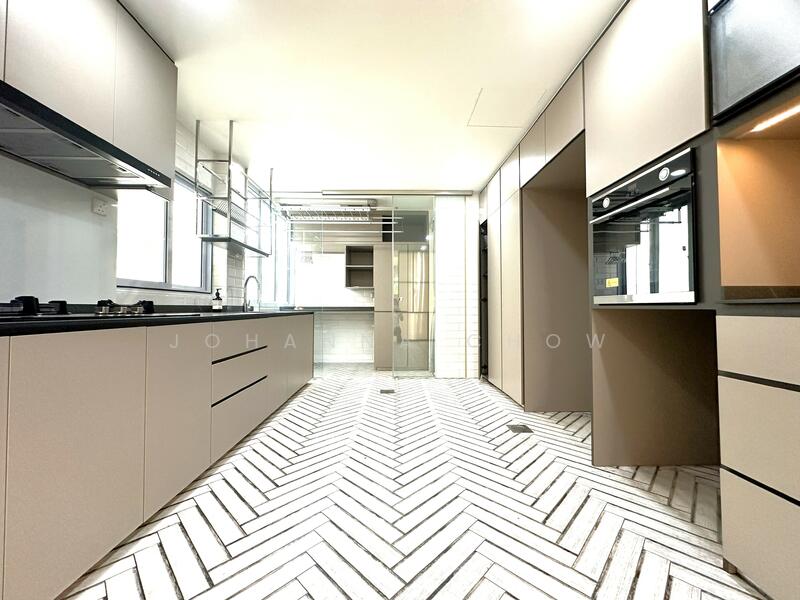 Landridge Condo, 202 Pasir Panjang Road, 4 Bedrooms, 1,830 sqft, Condominium For Rent, by Johanna Chow, 500032391 - Kitchen - PropertyGuru.com.sg