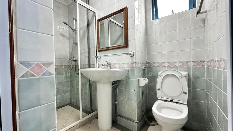 Grandlink Square, 511 Guillemard Road, Room Rental, 150 sqft, Apartment For Rent, by Jovin - The Assembly Place, 500032398 - Common Bathroom - PropertyGuru.com.sg