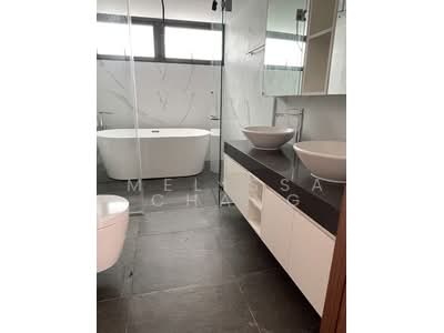 For Sale - terrace house with 6 ensuite and private lift