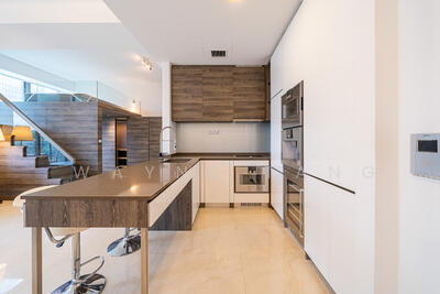 For Sale - The Scotts Tower