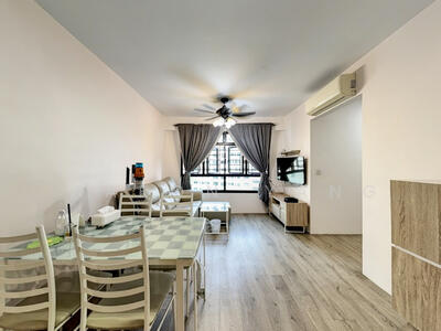 For Sale - 593A Montreal Ville