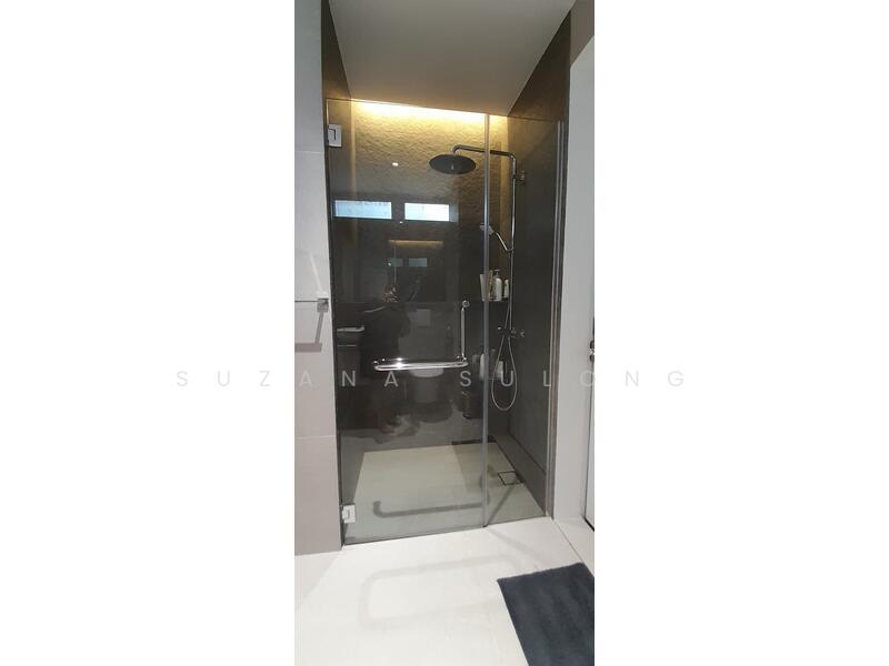 Jack & Jill Bathroom