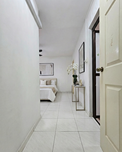 Hall way to Master Room
