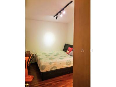 For Rent - 184C Rivervale Crescent