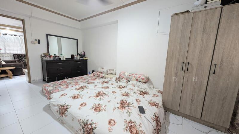 For Sale - 702 Tampines Street 71