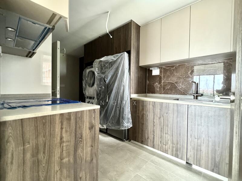 AMO Residence Condominium For Sale at S$ 3,250,000 | PropertyGuru Singapore - Kitchen