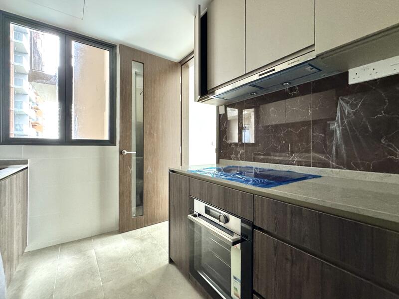 AMO Residence Condominium For Sale at S$ 3,250,000 | PropertyGuru Singapore - Kitchen