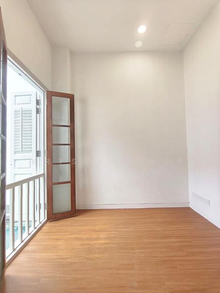 NEW! Modern Shophouse with Attic, exuding Timeless Elegance, Tras Street Tanjong Pagar Road Craig Road, 1,550 sqft, Office For Rent, by Krystal Khor, 500032738 - Interior - CommercialGuru.com.sg