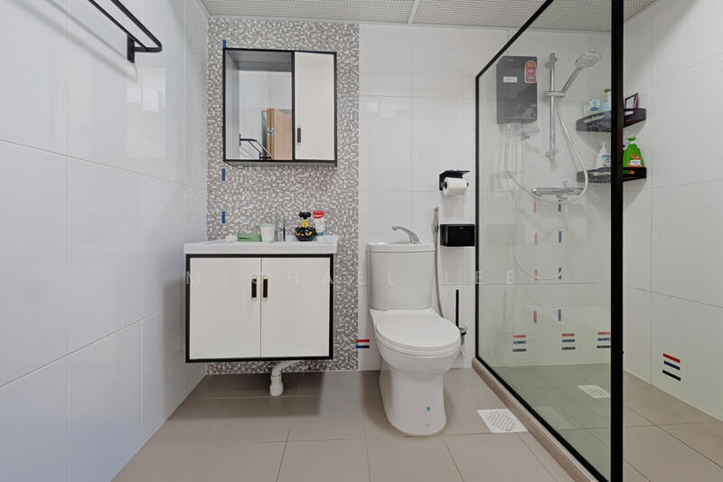 103A Bidadari Park Drive HDB Flat For Sale at S$ 1,090,000 | PropertyGuru Singapore - Master Bathroom