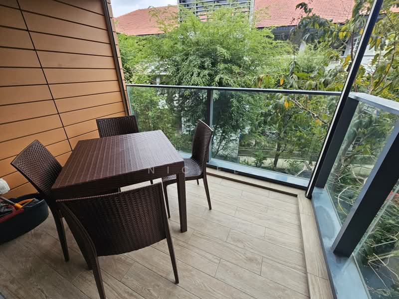 Sophia Hills, 5 Mount Sophia, 1 Bedroom, 450 sqft, Condominium For Rent, by Nic Ee, 500032835 - Balcony - PropertyGuru.com.sg