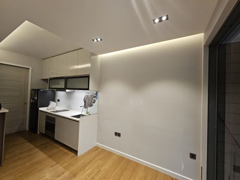 Sophia Hills, 5 Mount Sophia, 1 Bedroom, 450 sqft, Condominium For Rent, by Nic Ee, 500032835 - Kitchen - PropertyGuru.com.sg