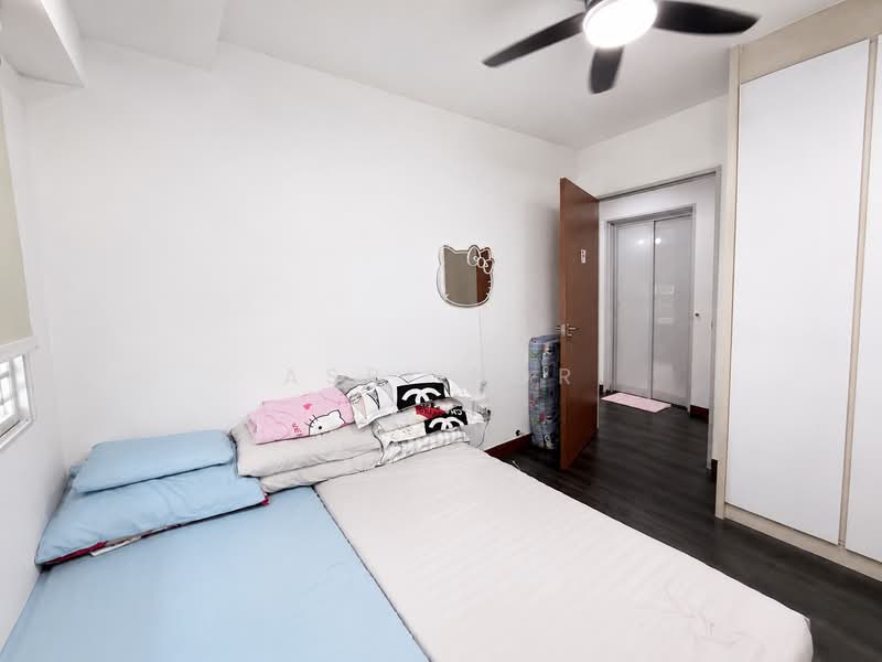 329B Anchorvale Street, 329B Anchorvale Street, 3 Bedrooms, 1,001 sqft, HDB Flat For Sale, by Asri Nor, 500032836 - Bedroom - PropertyGuru.com.sg