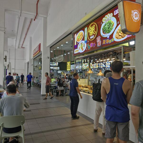 Half HDB Shop for SubRent, , 300 sqft, Shop / Shophouse For Rent, by Karen Tan, 500032873 - CommercialGuru.com.sg
