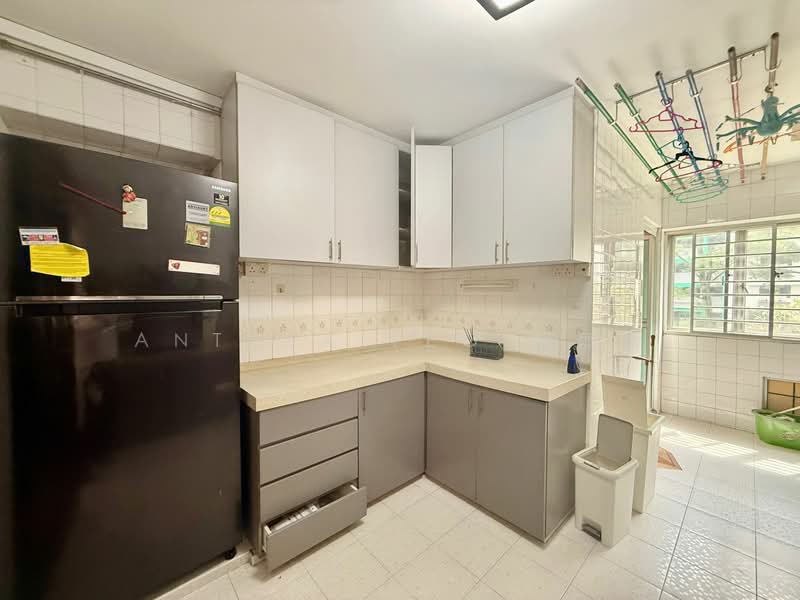 135 Jalan Bukit Merah, 135 Jalan Bukit Merah, 3 Bedrooms, 1,242 sqft, HDB Flat For Rent, by Anthea Yeo 杨丽娇, 500032955 - PropertyGuru.com.sg