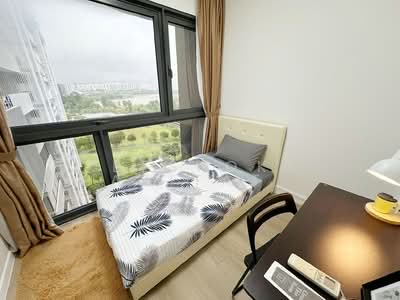 For Rent - The Lakefront Residences