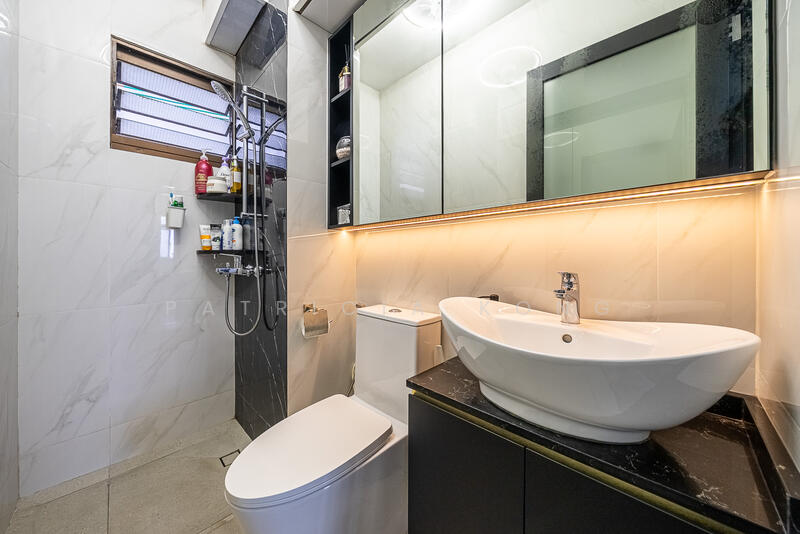 91 Tanglin Halt Road, 91 Tanglin Halt Road, 3 Bedrooms, 915 sqft, HDB Flat For Sale, by Patricia Kong, 500033004 - Bathroom - PropertyGuru.com.sg