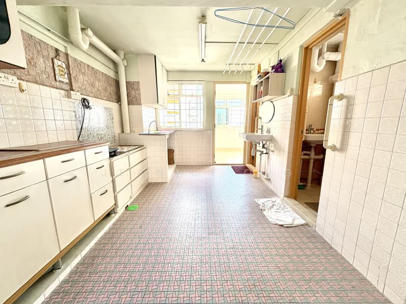 9 Holland Avenue, 9 Holland Avenue, 2 Bedrooms, 700 sqft, HDB Flat For Sale, by Jeanice Ong, 500033025 - Kitchen - PropertyGuru.com.sg