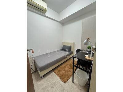 For Rent - The Lakefront Residences