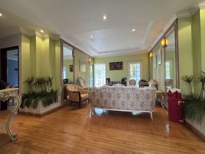 For Sale - Sunset Way/ Sunset Square/ Sunset Heights/ Sunset Estate