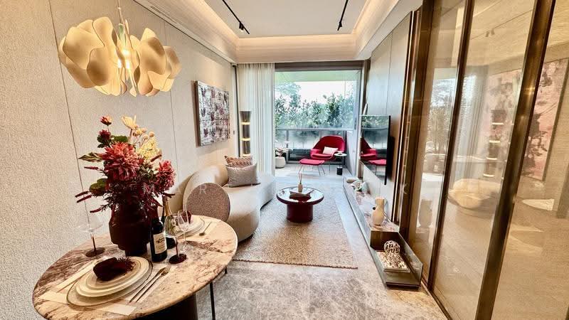 W Residences Marina View - Singapore, 22 Marina View, Boat Quay / Raffles Place / Marina, 2 Bedrooms, 710 sqft, Condominium For Sale, by Martin Quek, 500033120 - Living Room - PropertyGuru.com.sg
