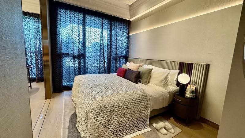 W Residences Marina View - Singapore, 22 Marina View, Boat Quay / Raffles Place / Marina, 2 Bedrooms, 710 sqft, Condominium For Sale, by Martin Quek, 500033120 - Bedroom - PropertyGuru.com.sg