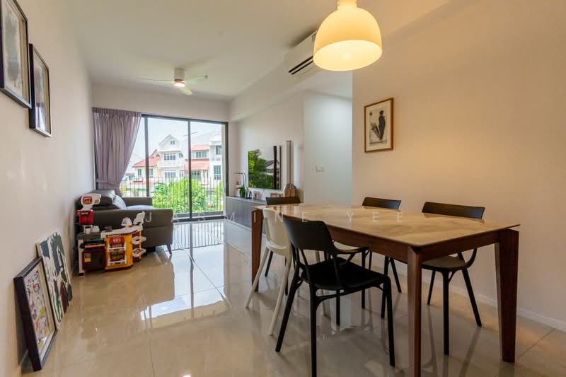 The Watergardens at Canberra Condominium For Sale at S$ 2,450,000 | PropertyGuru Singapore - Living Room