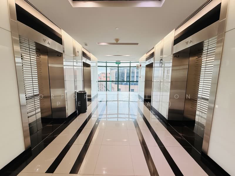 FUNCTIONAL BUSINESS SPACE suits Most Operations. Technical Ctr, Office 2 min walk MRT Ample Parking, , 7,000 sqft, Factory / Workshop (B2) For Rent, by Corporate Visions Pte Ltd (AK), 500033181 - Corridor - CommercialGuru.com.sg