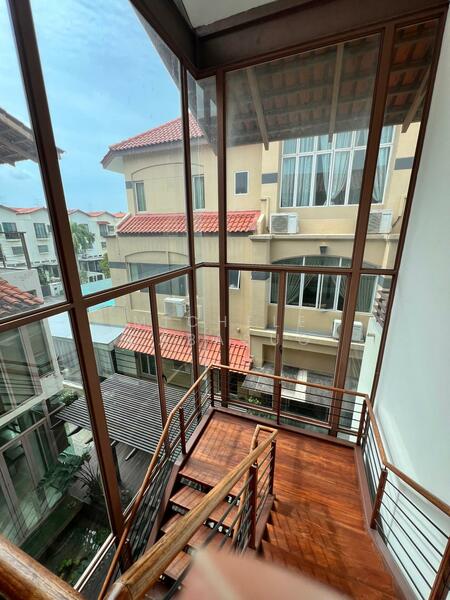 For Rent - Eastwood Park