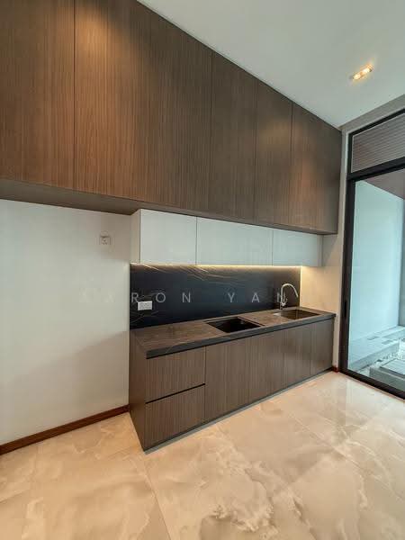 Prime East Coast Inter/ Corner Terrace For Rent, East Coast Road, East Coast / Marine Parade, 5 Bedrooms, 4,900 sqft, Terraced House For Rent, by Aaron Yang, 500033271 - Kitchen - PropertyGuru.com.sg