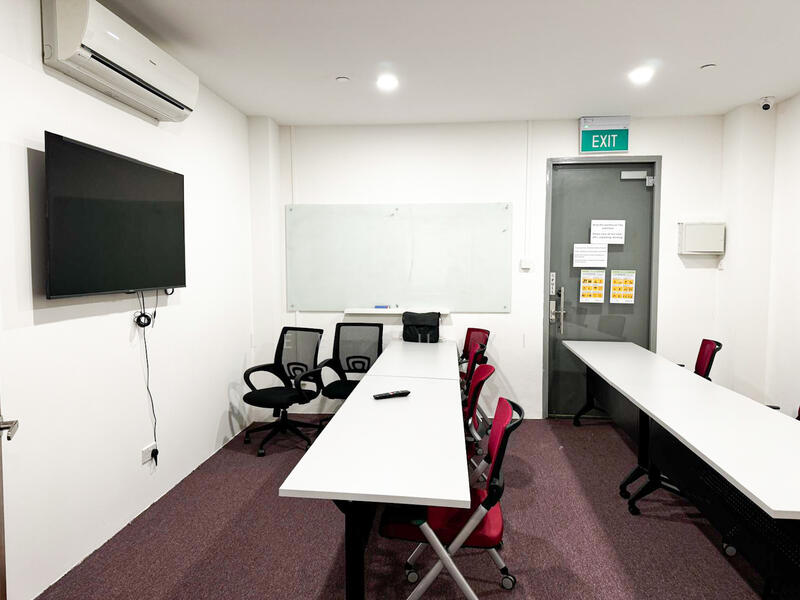 Ubi Techpark, 10 Ubi Crescent, 1,141 sqft, Light Industrial (B1) For Rent, by Lee Su Yi, 500033272 - Interior - CommercialGuru.com.sg