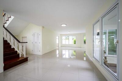 For Sale - ⭐️DETACHED INTO 4 TERRACES⭐️$19XX PSF BUILT⭐️SQUARE PLOT⭐️可分割为 4 间排屋⭐️