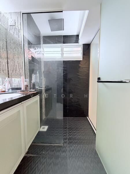 For Sale - 9 Holland Avenue