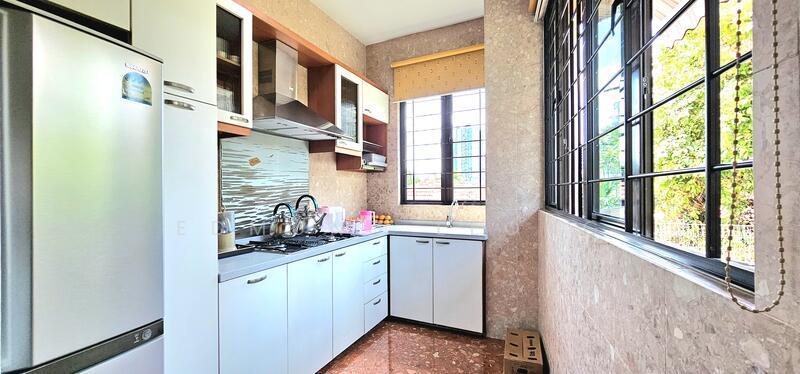 Elevated Semi-D with 15m Frontage, Natural Basement, 1km to Henry Park Primary Semi-Detached House For Sale at S$ 10,480,000 | PropertyGuru Singapore - Kitchen