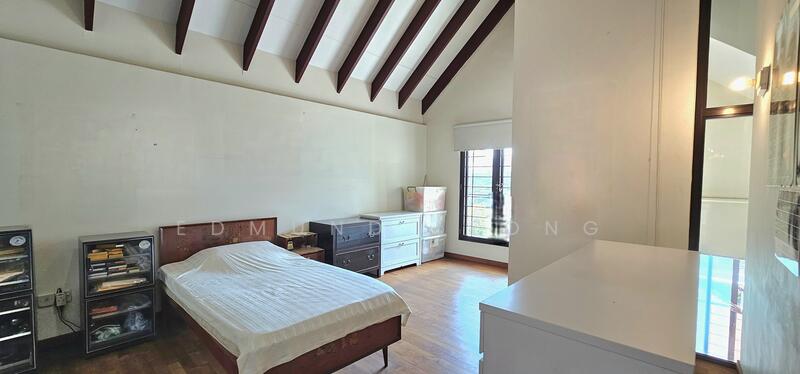 Elevated Semi-D with 15m Frontage, Natural Basement, 1km to Henry Park Primary Semi-Detached House For Sale at S$ 10,480,000 | PropertyGuru Singapore - Bedroom