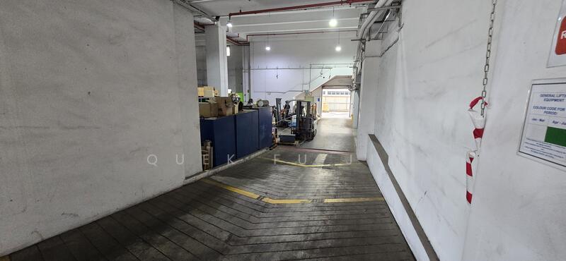 Gul Circle, , 250,000 sqft, Factory / Workshop (B2) For Sale, by Quek Fu Jin, 500033425 - Corridor - CommercialGuru.com.sg
