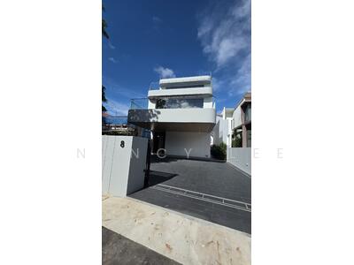 For Sale - 8 Grove Drive