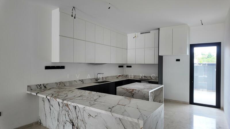 ⭐️⭐️LANDED7772@ Freehold Brand New 5BR Pool Lift Corner Terrace Kovan D19, Kovan Road, 5 Bedrooms, 5,500 sqft, Corner Terrace For Sale, by Ivan Chng, 500033462 - Kitchen - PropertyGuru.com.sg