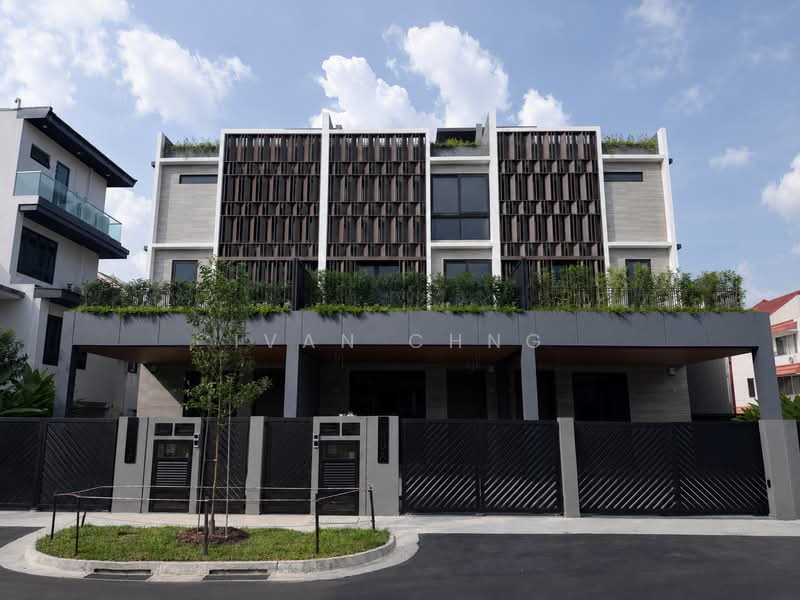 LANDED7772@ Kovan Corner Terrace With Lift Walk to Amenities, Kovan Road, 5 Bedrooms, 5,500 sqft, Corner Terrace For Sale, by Ivan Chng, 500033462 - Exterior - PropertyGuru.com.sg
