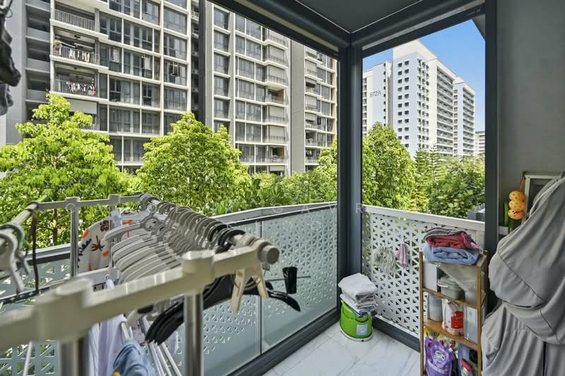 The Alps Residences Condominium For Sale at S$ 1,000,000 | PropertyGuru Singapore - Balcony