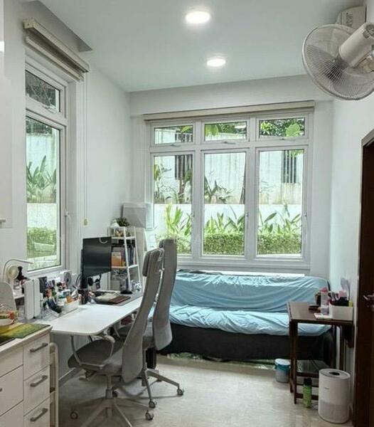 The Hillford Condominium For Sale at S$ 615,000 | PropertyGuru Singapore - Study