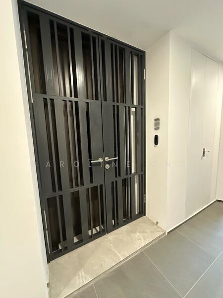 Tembusu Grand, 94 Jalan Tembusu, 2 Bedrooms, 667 sqft, Condominium For Rent, by Caroline Ong, 500033500 - Entrance - PropertyGuru.com.sg