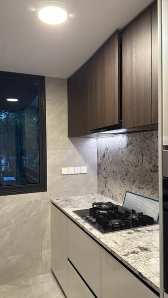 Tembusu Grand, 92 Jalan Tembusu, 3 Bedrooms, 990 sqft, Condominium For Rent, by May Li, 500033504 - Kitchen - PropertyGuru.com.sg