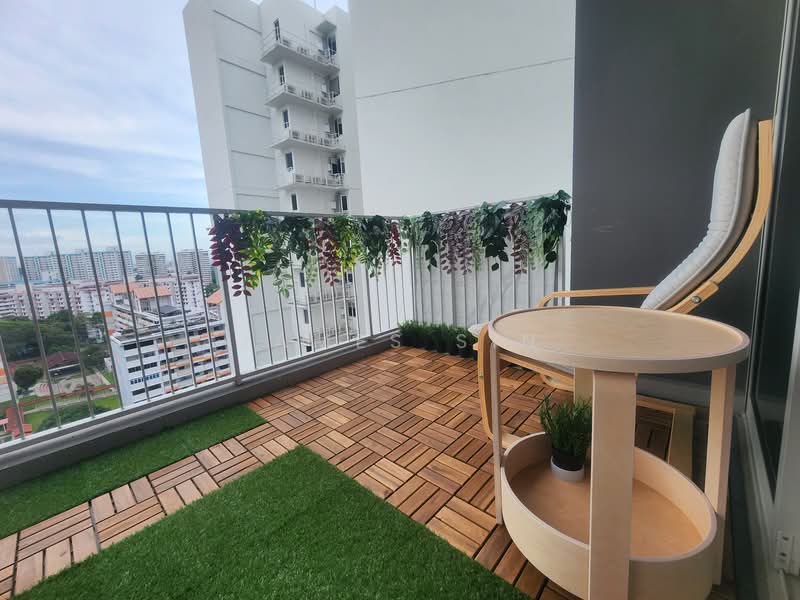 Lake Life, 2 Tao Ching Road, 3 Bedrooms, 1,023 sqft, Executive Condominium For Sale, by James Sin, 500033581 - Balcony - PropertyGuru.com.sg